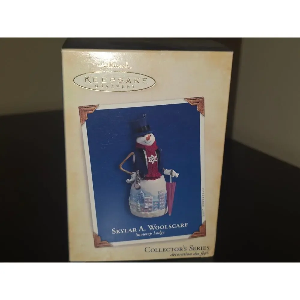 2005 Hallmark Snowtop Lodge #1 Skylar‎ A. Woolscarf NIB NEW Snowman